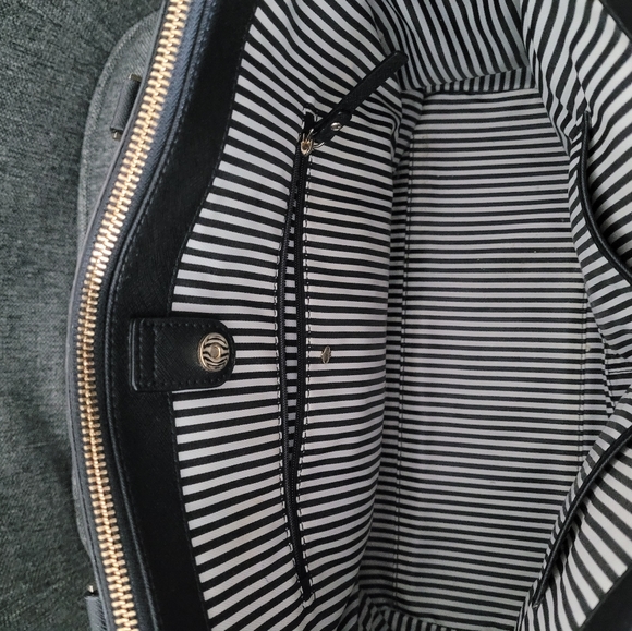 Authentic Kate Spade Large Tote - Picture 5 of 7